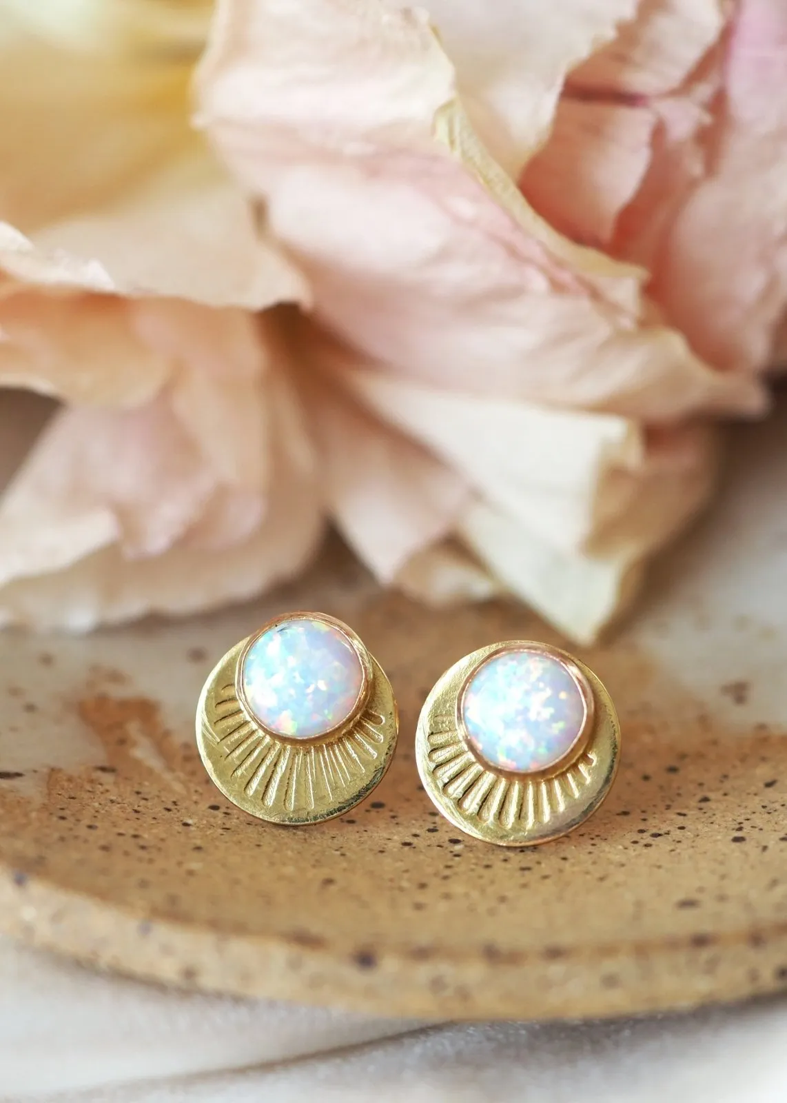 Horizon Stud Earrings - Gold Filled