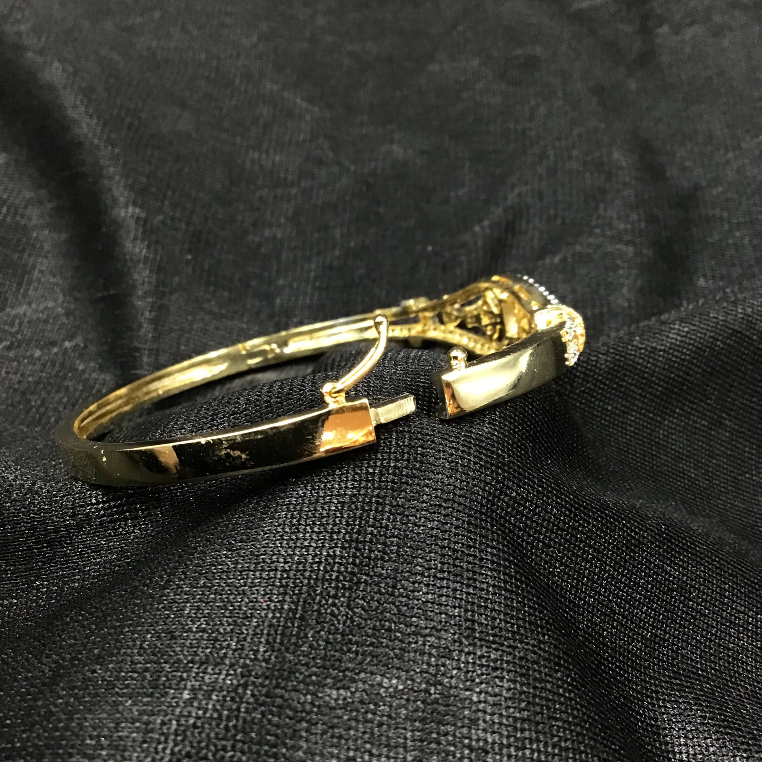 Openable Zircon/AD Bracelet 3248-11