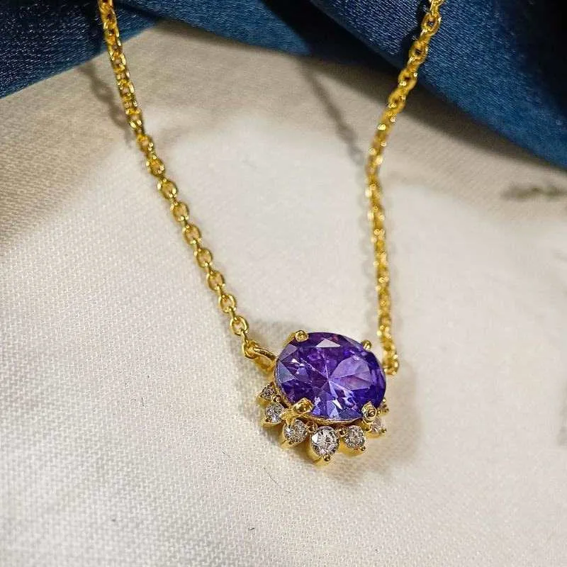 Oval Amethyst Queen's Necklace- Golden