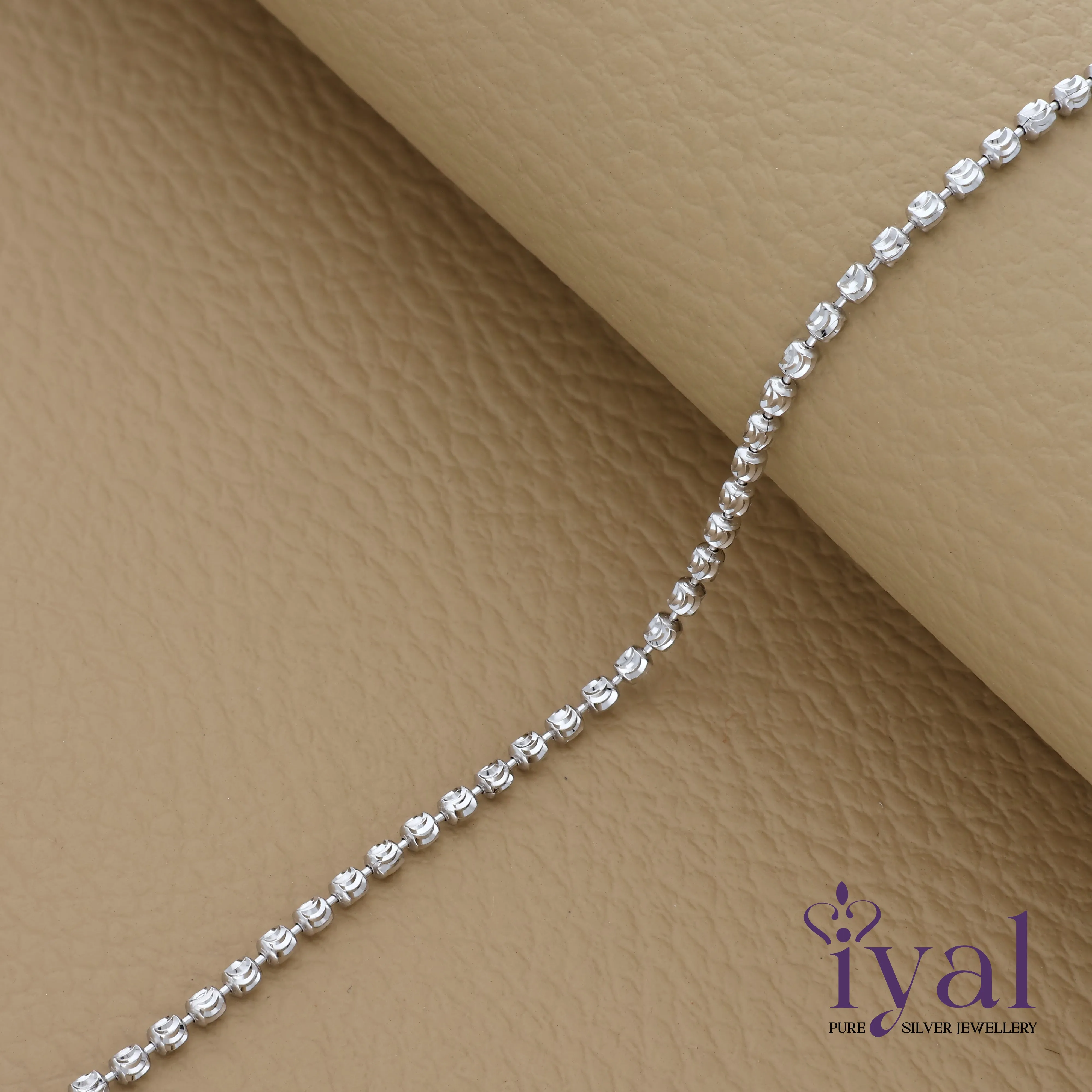 Tiny Ball Minimal Silver Bracelet
