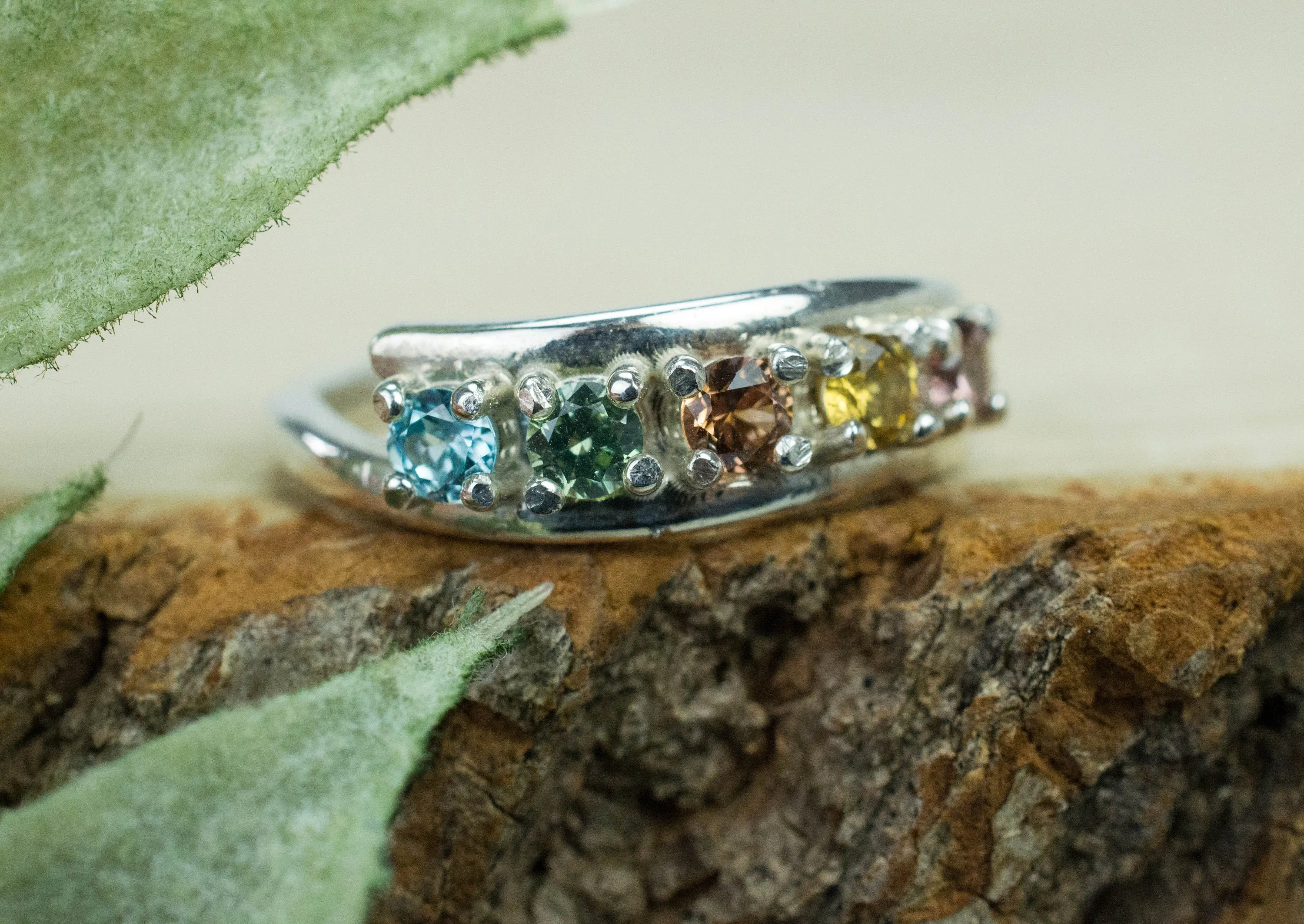 Zircon Ring, Genuine Untreated Zircon Set