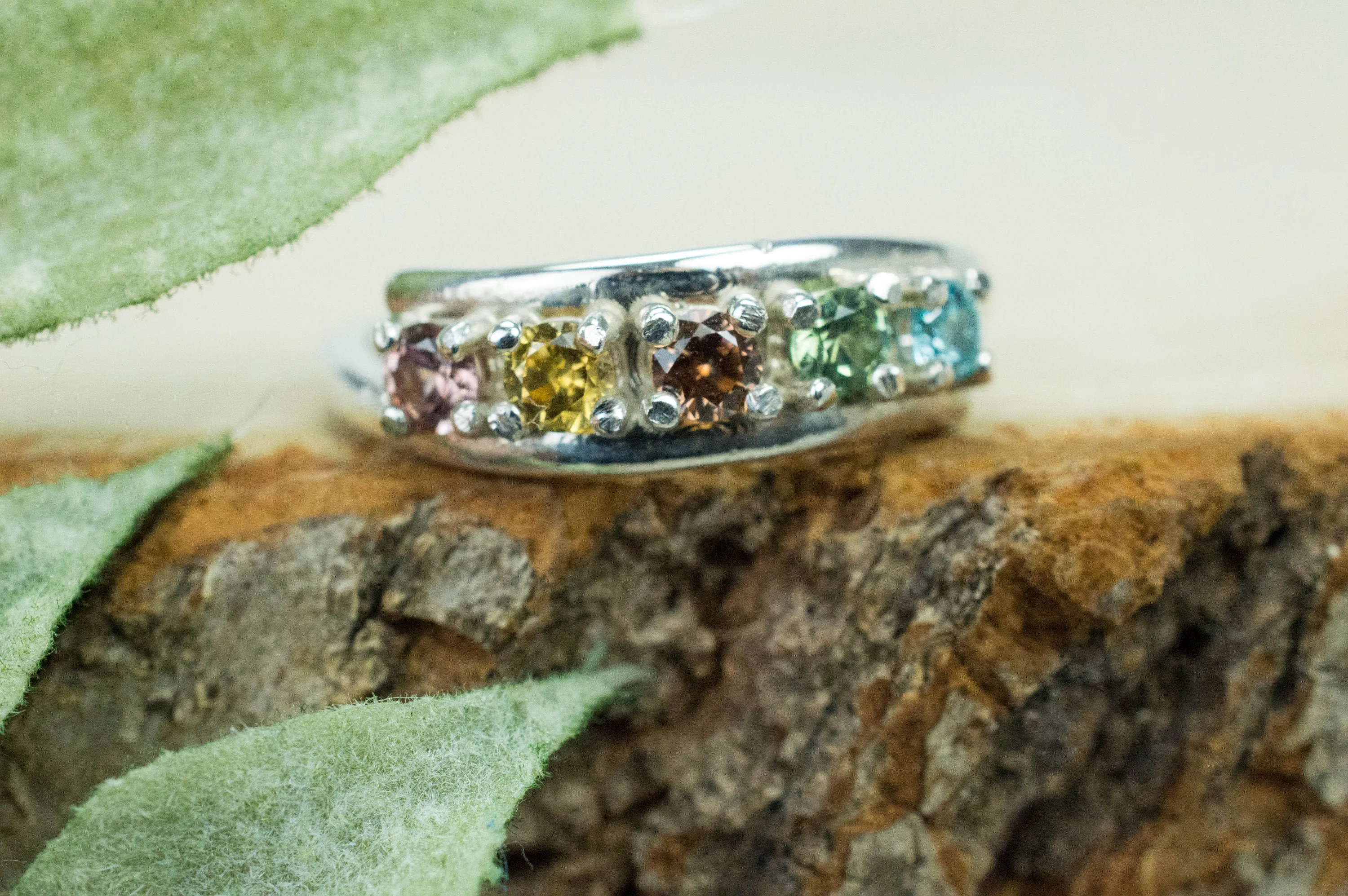 Zircon Ring, Genuine Untreated Zircon Set