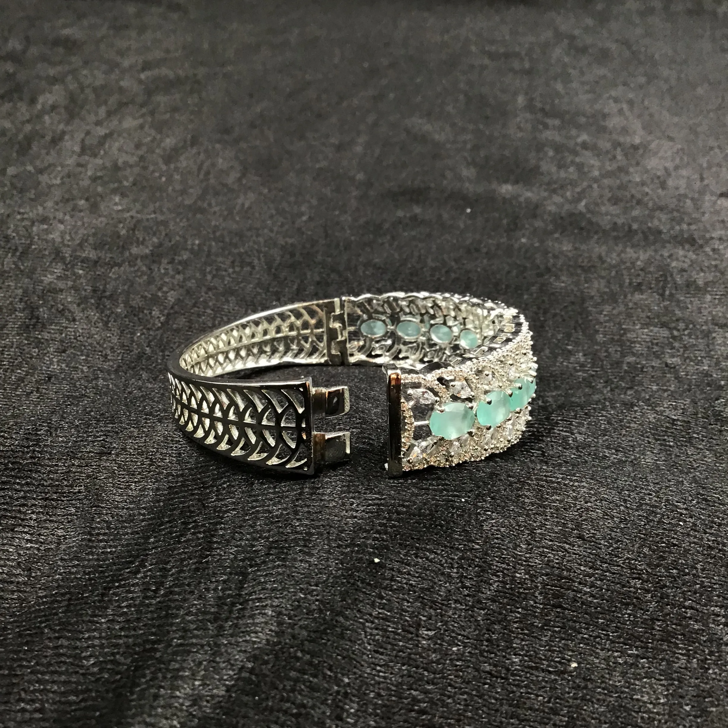 Zircon/AD Bracelet 4085-69